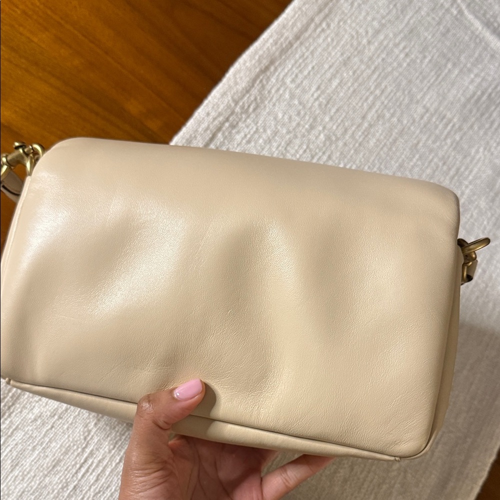 Coach Pillow Tabby 26 Shoulder Bag - Picture 5 of 9